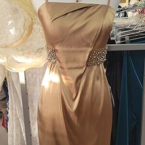 Nordstrom Elegant Gold Strapless Dress with Beaded Waist